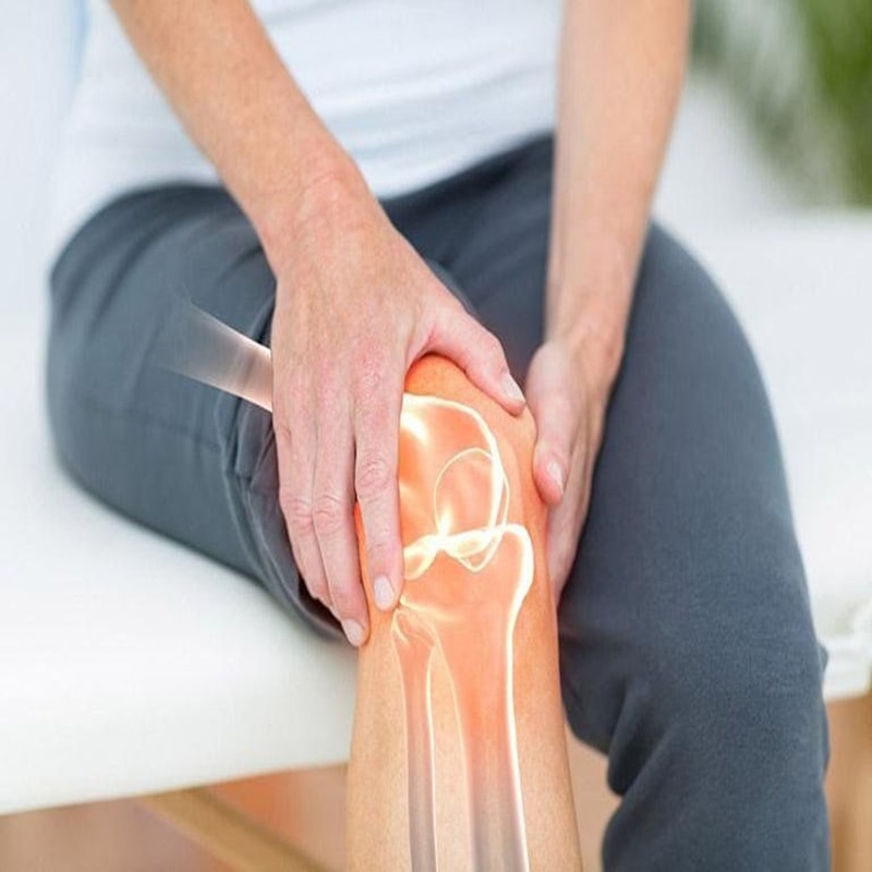 Những Triệu Chứng Cảnh Báo Thoái Hoá Khớp ở Người Trẻ