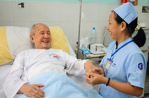 Chăm sóc bệnh nhân ung thư gan: Hướng dẫn toàn diện