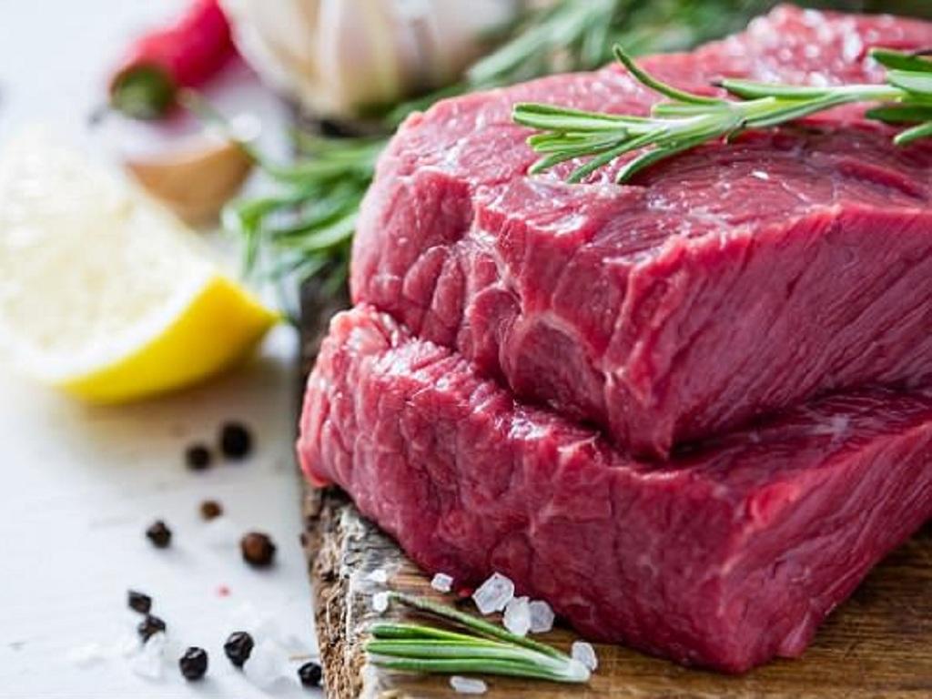 Gan yếu có nên ăn thịt đỏ? Lời khuyên từ chuyên gia dinh dưỡng