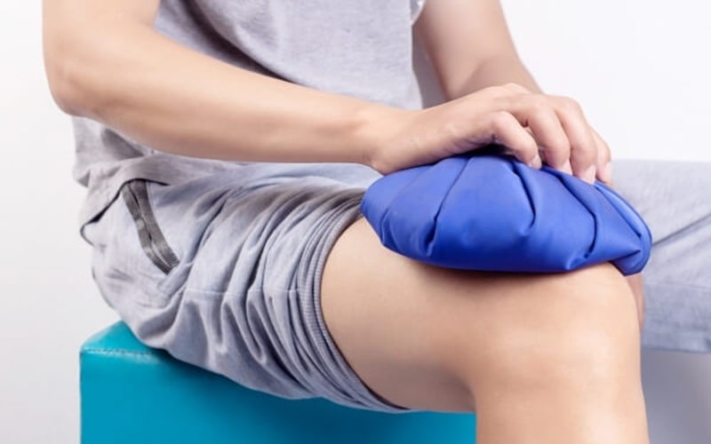 Sưng Khớp Gối Chườm Lạnh