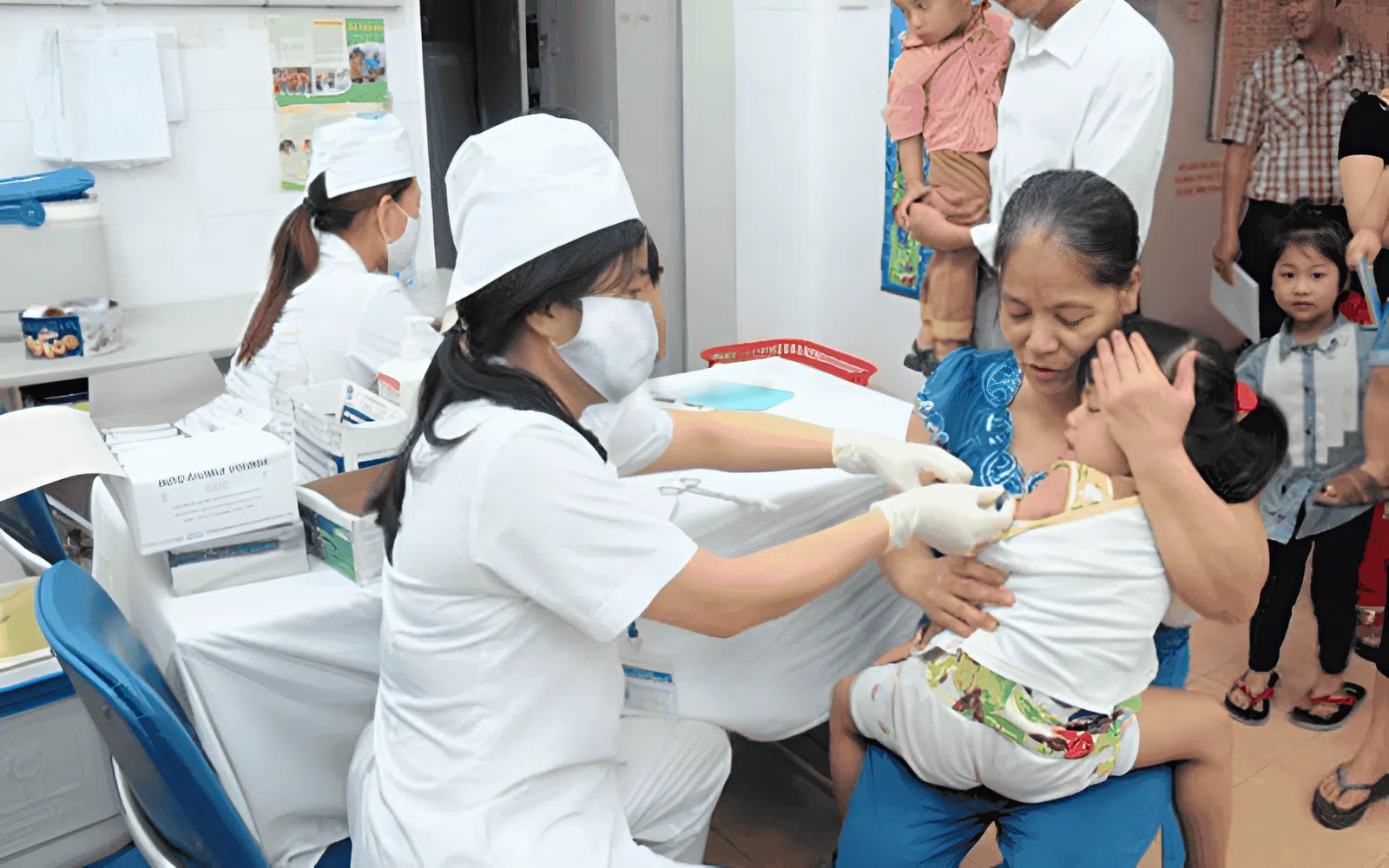 Tiêm chủng trẻ em được tăng cường